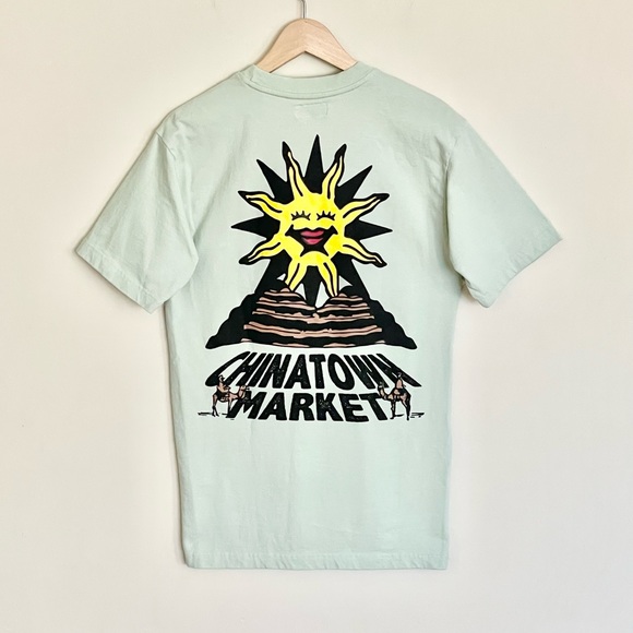 NEW Chinatown Market Sunshine Graphic Pale Green T Shirt Men’s size Medium - Picture 2 of 7